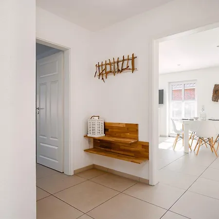 Schuppen Deluxe 01 *